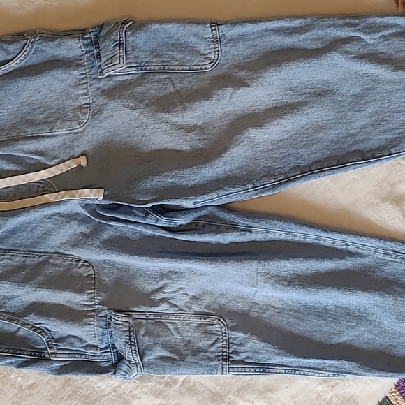 Gap Loose Baggy Fit Elastic Waist Cargo Pocket Easy Denim Light Blue Jeans - Picture 3 of 13